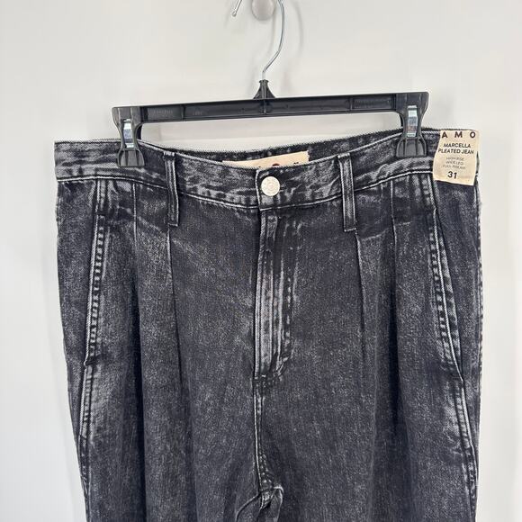 AMO NWT Marcella Pleated Wide Leg Jean in Frosty Black // 31 - Picture 5 of 16